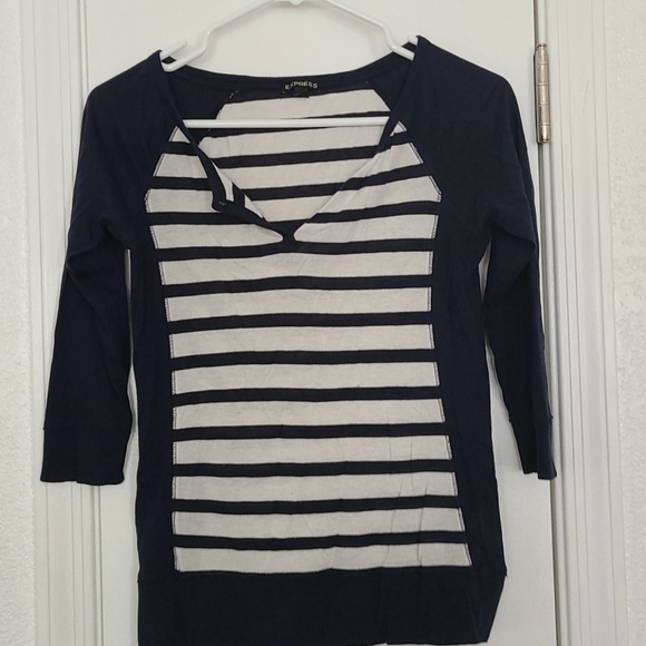 Express - Picture 1 of 3